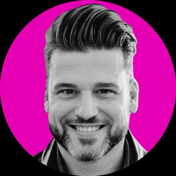 Dr. Sissis Kamarianakis